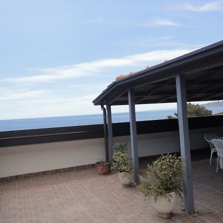 Appartamento Sul Mare Acireale Εξωτερικό φωτογραφία